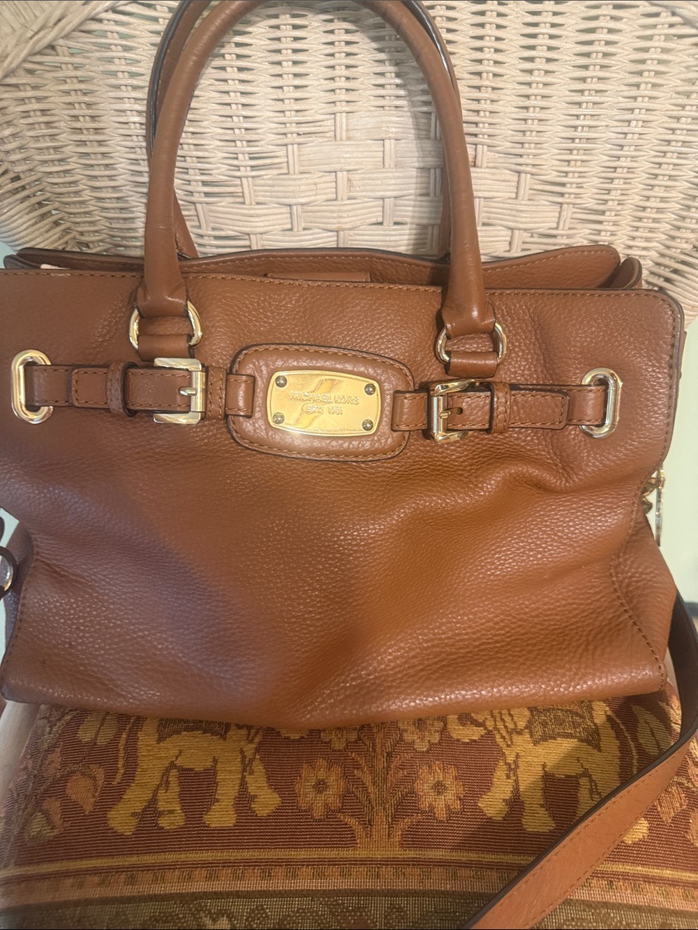 Non authentic Michael Kors Tan Pebbled Leather Satchel with Gold Hardware